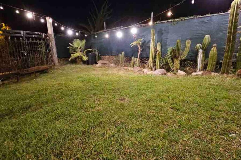 Comoda Casa A 11 Minutos Zona De Playa Y Estadio Del Fc Сasa de vacaciones *