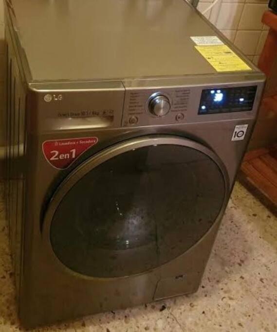 Comoda Casa A 11 Minutos Zona De Playa Y Estadio Del Fc Сasa de vacaciones *