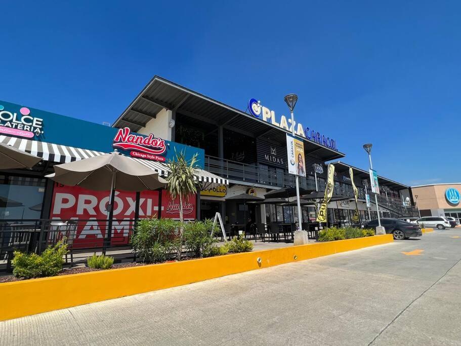 Comoda Casa A 11 Minutos Zona De Playa Y Estadio Del Fc *